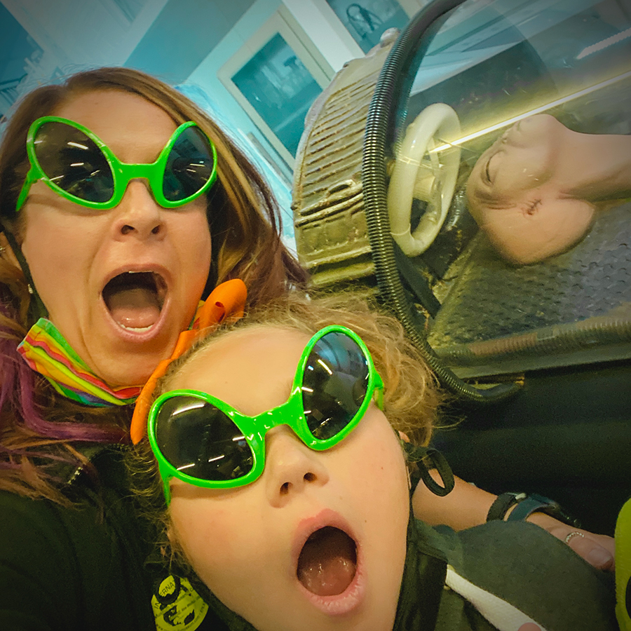 Alien encounter, Roswell, 2021. © Shelly Arroyo